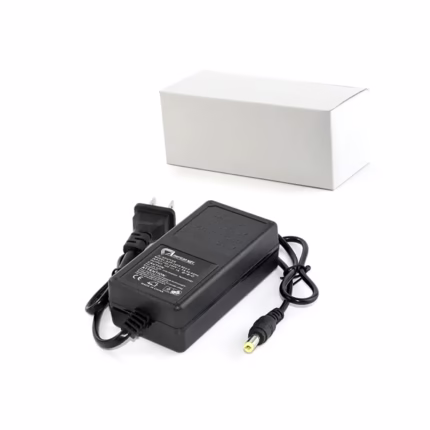 Adaptador de voltaje 12v 1A DC American NET ADP-24FB-1A Adaptador 12v 1A DC - ADP-24FB-1A - American NET Transformador 12v 1a Voltaje Regulado DC Adaptador de Voltaje para Cámara de Seguridad 12v1A - ADP-24FB-1A