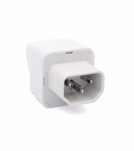 Adaptador UPS Nema C14 a Socket Universal Color Blanco, Adaptador para UPS con Conector C14 Hembra, Adaptador Nema UPS