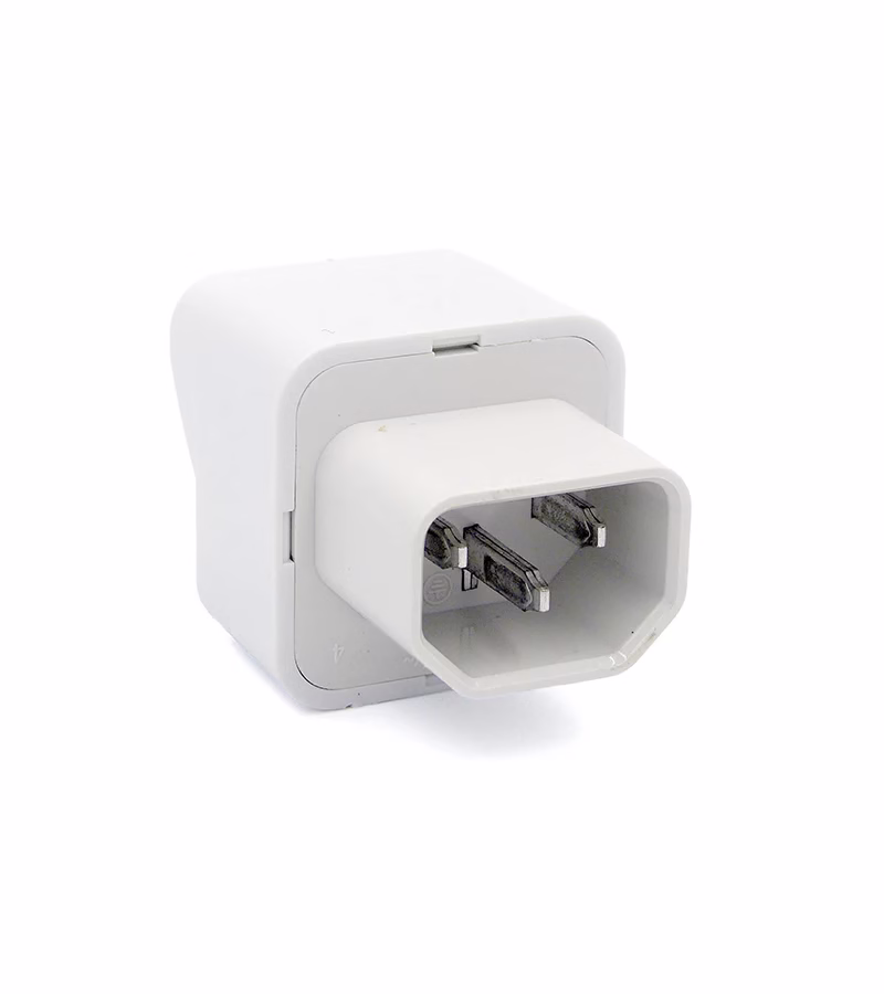 Adaptador UPS Nema C a Socket Universal Color Blanco Adaptador para UPS con Conector C Hembra Adaptador Nema UPS