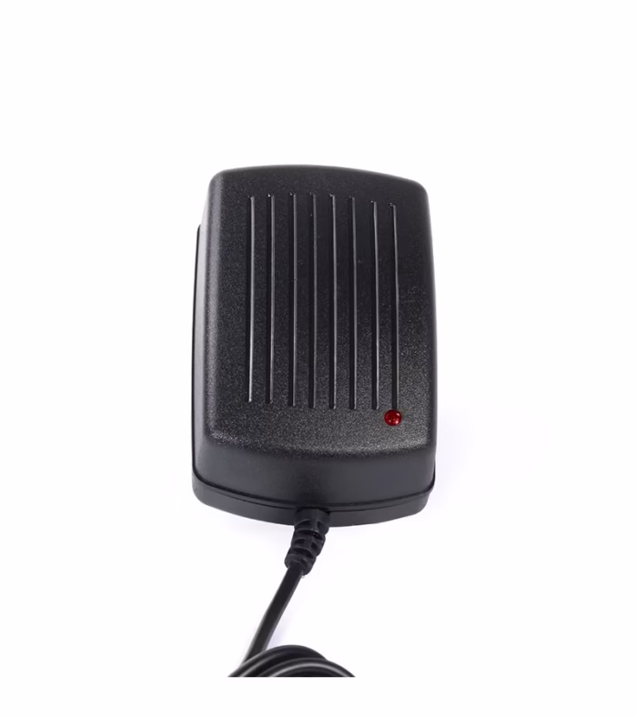 Adaptador de Voltaje Regulado de V A con Punta xmm Transformador para Cámara IP de V A