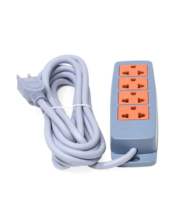 Extensión de Corriente de 3M con 4 Tomas Universales y Punto a Tierra Opalux OP-930-3G Extensión Monofásica de 3 Metros Opalux Extensión de Corriente con Punto a Tierra de 3 Metros OP-930-3G