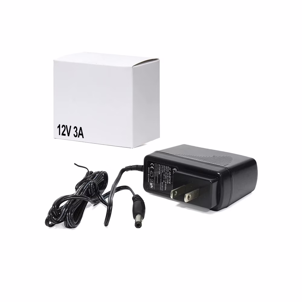 Adaptador de v A American NET GP   L Adaptador de Voltaje Regulado de V A con Punta mm x mm American NET GP   L