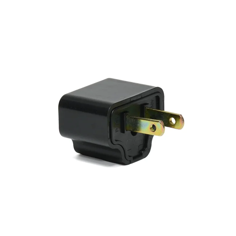 Adaptador de Enchufe con Eliminador de Tierra Opalux P-514N Adaptador Eliminador de Tierra color Negro con Espiga Plana
