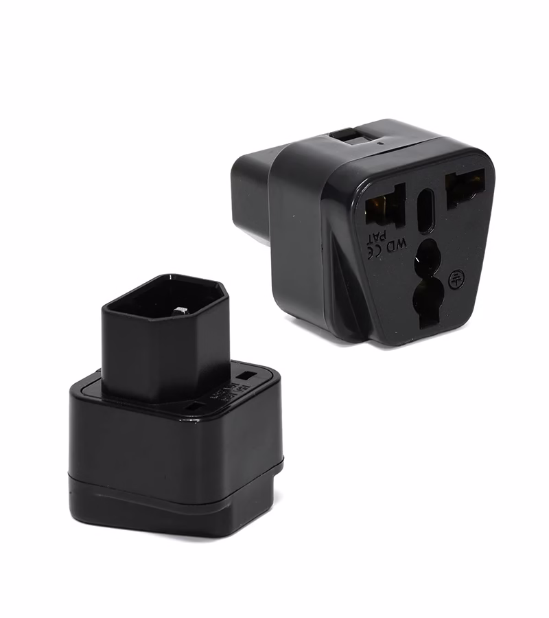 Adaptador para UPS C a Toma Universal   LT USA LT UPS Adaptador de Enchufe para UPS NEMA a C Hembra   LT USA LT UPS