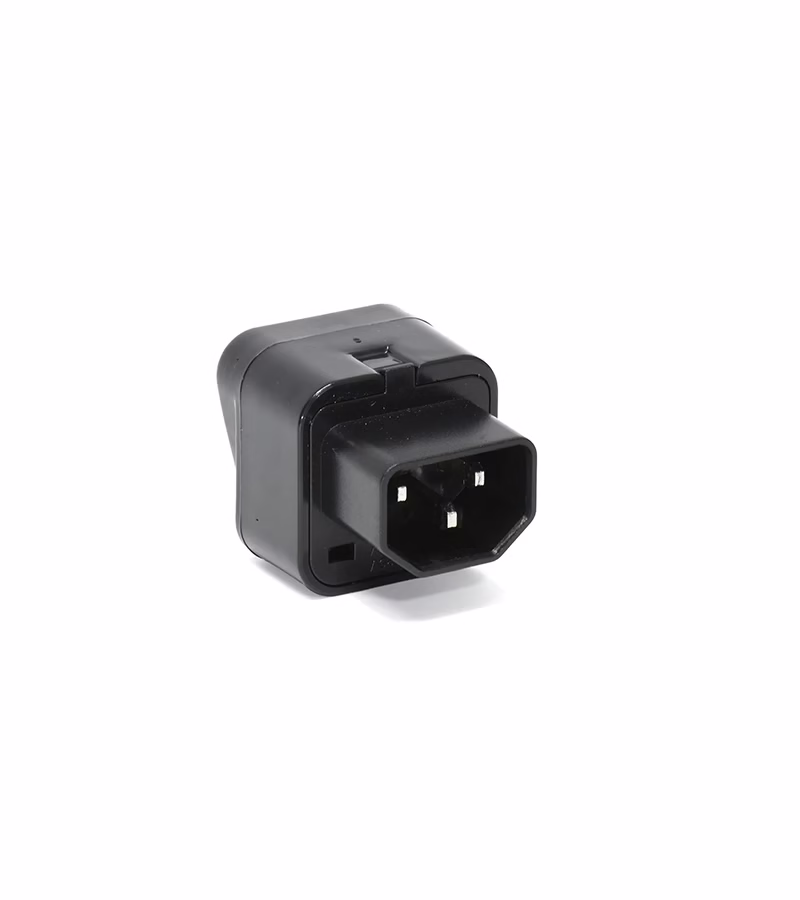Adaptador para UPS C a Toma Universal   LT USA LT UPS Adaptador de Enchufe para UPS NEMA a C Hembra   LT USA LT UPS