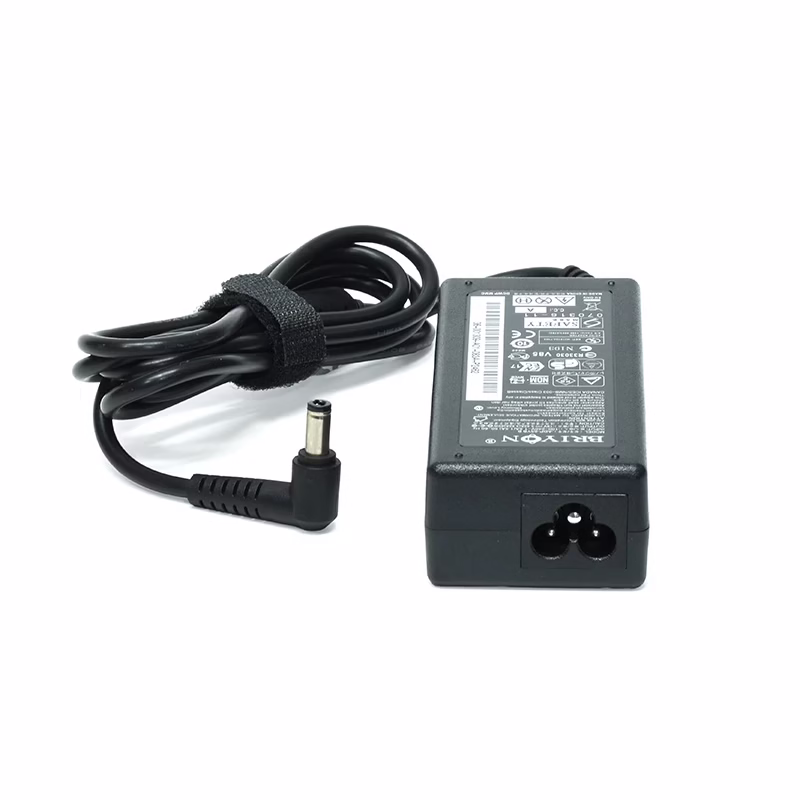 Adaptador de Voltaje V A Briyon APYB B