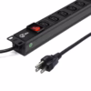 Power Rack PDU de  Tomas C de MT   LT USA LT PDU  PDU  Tomas Eléctricas con Conector C de RU a V VAC   Cable de  Metros de AWG LT USA LT PDU  