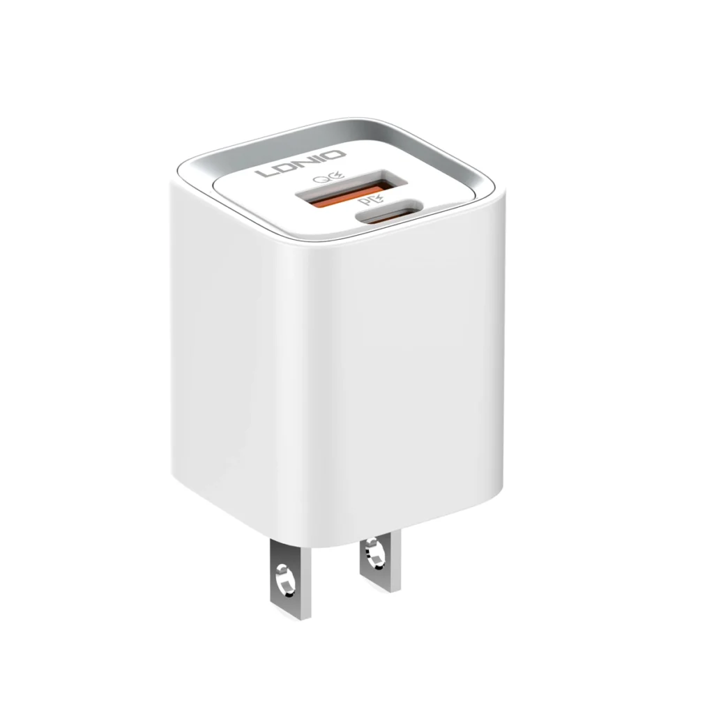 Cargador Rápido de W | QC | Incluye Cable USB C a Lightning |  Metro | LDNIO AC La Carga Rápida que Tus Dispositivos Merecen