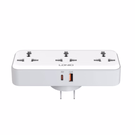 Enchufe Triple con Carga Rápida USB-C PD y QC3.0 LDNIO SC3317: Potencia y Versatilidad en un Diseño Compacto