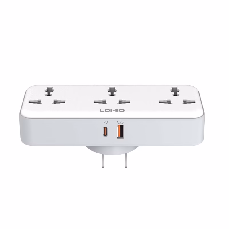 Enchufe Triple con Carga Rápida USB C PD y QC LDNIO SC Potencia y Versatilidad en un Diseño Compacto