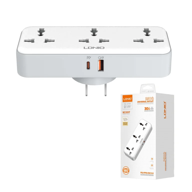 Enchufe Triple con Carga Rápida USB-C PD y QC3.0 LDNIO SC3317: Potencia y Versatilidad en un Diseño Compacto