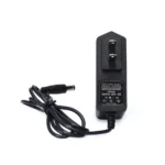 Adaptador de Voltaje 6V 1A OX-0610: Energía Regulada para tus Equipos de 6V