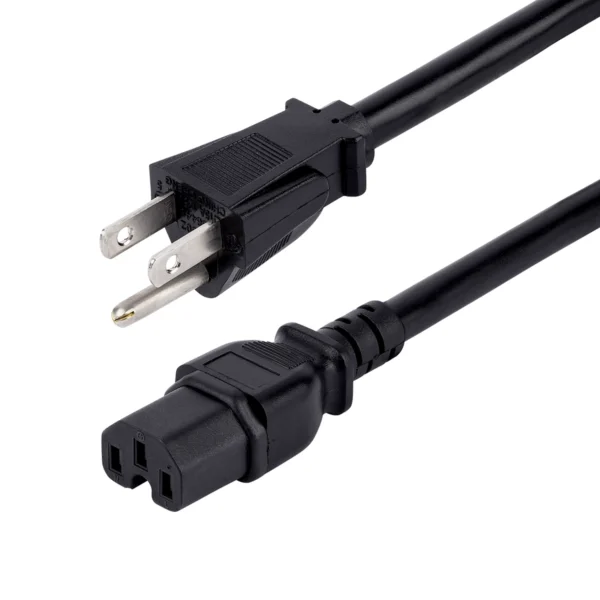 Cable de poder negro American NET de 1.8 metros, mostrando el enchufe plano NEMA 5-15P en un extremo y el conector C15 con su muesca característica en el otro, ¡Aquí tienes el texto SEO optimizado para el Cable de Poder C15 American NET GP-130-3x14-C15! Cable de Poder C15 a NEMA 5-15P 1.8m American NET: ¡Para Equipos de Alta Temperatura y Redes!