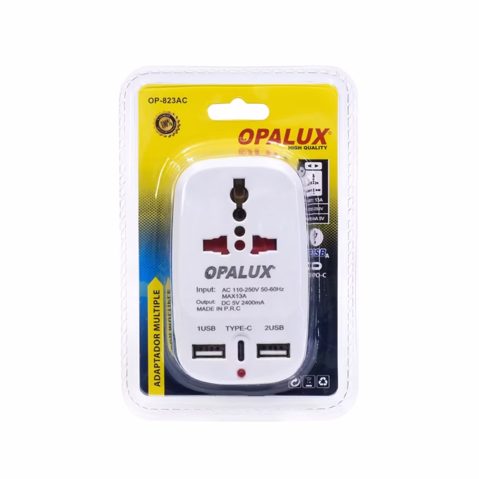 Adaptador de Enchufe  en  Opalux OP AC Doble Toma USB A y USB C Tu Centro de Carga Total Adaptador de pared  en  Opalux OP AC de color blanco mostrando su toma súper universal su toma planoredondo los dos puertos USB A y el puerto USB C producto de HD Multimedia