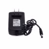 Adaptador de Voltaje V A Regulado Briyon YU  Potencia Estable y Confiable Adaptador de corriente Briyon YU  de V A color negro con su enchufe plano directo a la pared y cable con conector DC producto de HD Multimedia