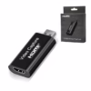 Capturadora de Video HDMI a USB  K p UVC HU  Streaming Creativo al Instante Pequeña capturadora de video HDMI a USB  modelo UVC  con carcasa de aluminio mostrando el puerto de entrada HDMI y el conector de salida USB producto de HD Multimedia