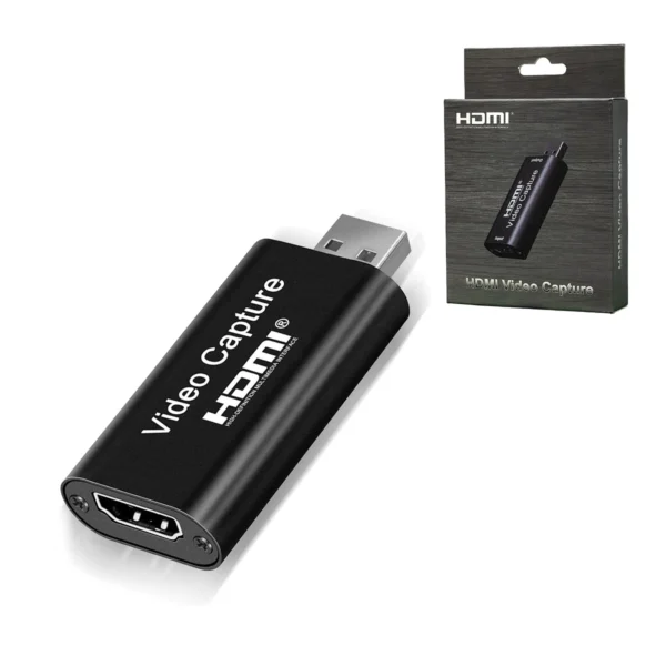 Capturadora de Video HDMI a USB 2.0 4K 1080p UVC-005/HU-03: ¡Streaming Creativo al Instante!, Pequeña capturadora de video HDMI a USB 2.0 modelo UVC-005 con carcasa de aluminio, mostrando el puerto de entrada HDMI y el conector de salida USB, producto de HD Multimedia.