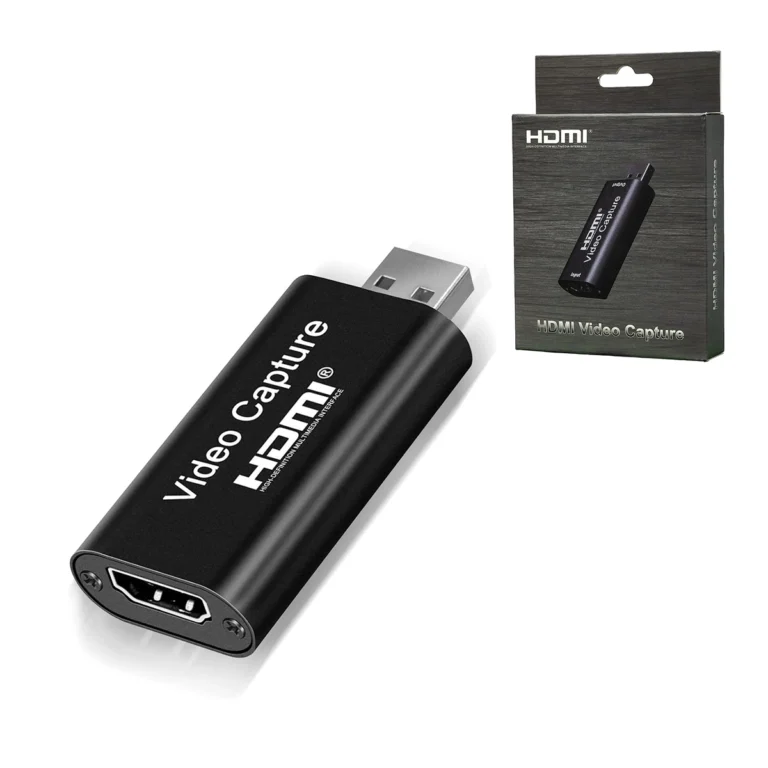 Capturadora de Video HDMI a USB 2.0 4K 1080p UVC-005/HU-03: ¡Streaming Creativo al Instante!, Pequeña capturadora de video HDMI a USB 2.0 modelo UVC-005 con carcasa de aluminio, mostrando el puerto de entrada HDMI y el conector de salida USB, producto de HD Multimedia.