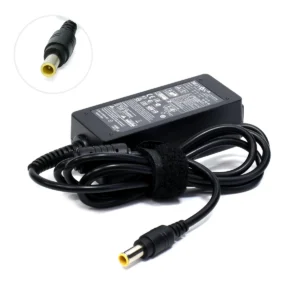 Cargador para Monitor LG 19V 1.3A Briyon LG-19134: ¡El Reemplazo Perfecto!, Cargador de reemplazo Briyon LG-19134 para monitor LG, mostrando el transformador negro y el conector de salida específico de 6.5mm con su pin central, producto de HD Multimedia.