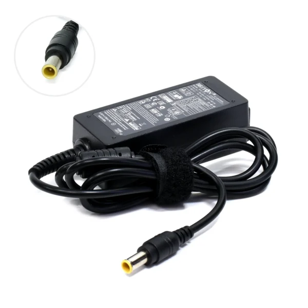 Cargador para Monitor LG 19V 1.3A Briyon LG-19134: ¡El Reemplazo Perfecto!, Cargador de reemplazo Briyon LG-19134 para monitor LG, mostrando el transformador negro y el conector de salida específico de 6.5mm con su pin central, producto de HD Multimedia.