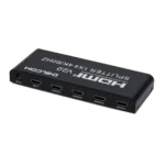 Splitter HDMI 1x4 4K@60Hz v2.0 Delcom DL-SPL4K04: ¡Una Señal, Cuatro Pantallas en Simultáneo!, Splitter HDMI 1x4 Delcom DL-SPL4K04 de metal color negro, mostrando su puerto de entrada único y sus cuatro puertos de salida HDMI, producto de HD Multimedia.