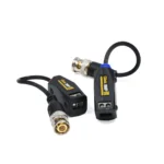 Video Balun HD 8MP (4K) con Pernos Glink GP-GBL-013: ¡Transmisión de Video Profesional y de Larga Distancia!, Par de video baluns pasivos de 8MP Glink GP-GBL-013, mostrando el conector BNC macho en un extremo y los terminales de conexión con pernos en el otro, producto para CCTV de HD Multimedia.