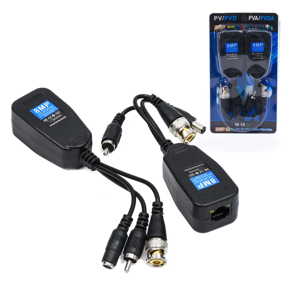 Video Balun RJ45 8MP 3-en-1 (Video, Poder y Audio) American NET GP-300-DC-8: ¡Simplifica tu Instalación!, Par de video baluns 3-en-1 American NET GP-300-DC-8, mostrando los conectores BNC de video, DC de poder y RCA de audio en un extremo, y el puerto de red RJ45 en el otro, producto de HD Multimedia.