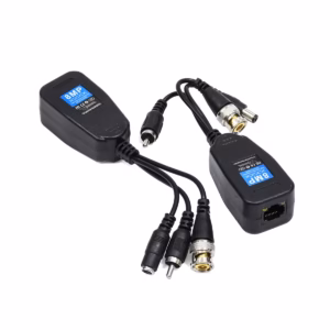 Video Balun RJ45 8MP 3-en-1 (Video, Poder y Audio) American NET GP-300-DC-8: ¡Simplifica tu Instalación!, Par de video baluns 3-en-1 American NET GP-300-DC-8, mostrando los conectores BNC de video, DC de poder y RCA de audio en un extremo, y el puerto de red RJ45 en el otro, producto de HD Multimedia
