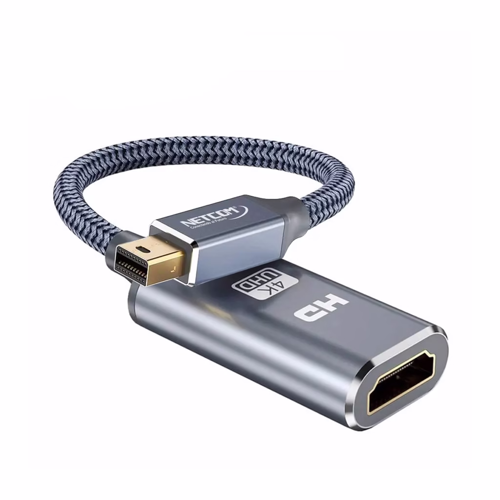 Adaptador Mini DisplayPort a HDMI KHz NETCOM PE VA Conecta tu MacBook Surface o Laptop a lo Grande Adaptador premium Mini DisplayPort a HDMI Netcom PE VA mostrando el cable corto enmallado el conector Mini DP macho de aluminio y el puerto HDMI hembra producto de HD Multimedia PERU SAC