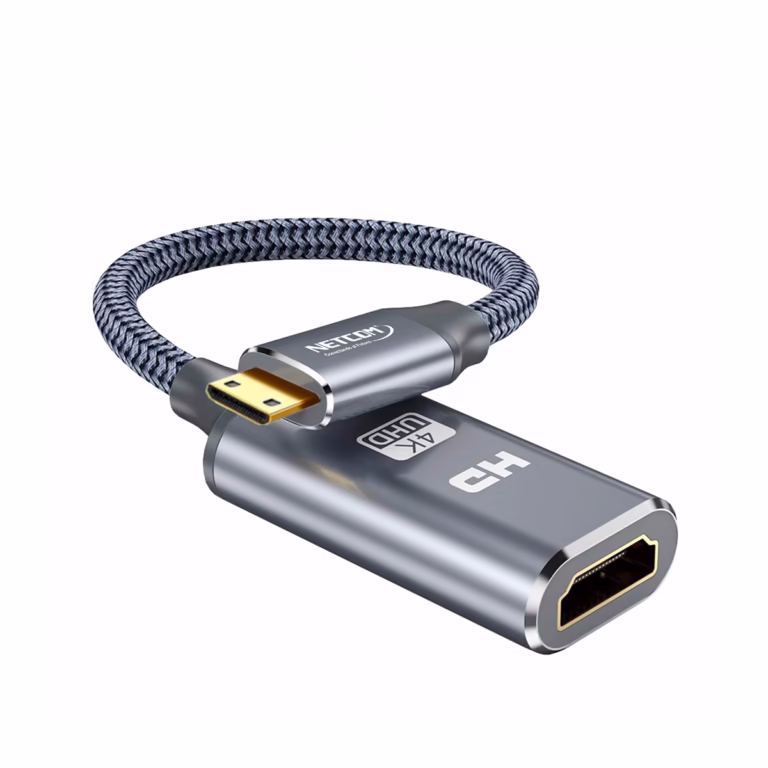 Cable Adaptador Mini HDMI a HDMI 4K@60Hz NETCOM PE-VA0376, Cable adaptador premium Mini HDMI a HDMI Netcom PE-VA0376, mostrando el cable corto enmallado y los conectores de aluminio dorados, un accesorio de alta calidad de HD Multimedia PERU SAC.