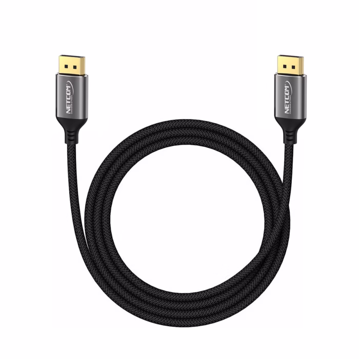 Cable DisplayPort K de  Metro NETCOM PE DP La Mejor Conexión Ultra HD Cable DisplayPort  de  metro Netcom PE DP enmallado y de color negro mostrando sus conectores premium de aleación de aluminio y contactos dorados un producto de HD Multimedia PERU SAC