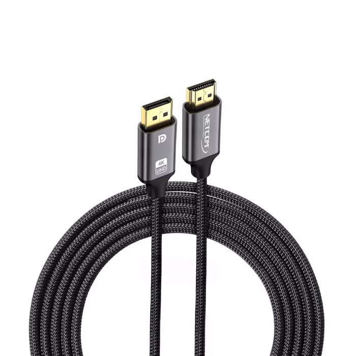 Cable DisplayPort a HDMI K de MT Enmallado NETCOM PE DH Conecta tu PC a tu TV sin Límites Cable premium DisplayPort a HDMI Netcom PE DH de  metros enmallado en nylon mostrando sus conectores de aleación de aluminio y contactos dorados producto de HD Multimedia PERU SAC