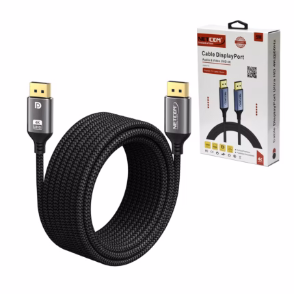 Cable DisplayPort de 5MT Enmallado 4K@60Hz NETCOM PE-DP0194: El Cable Ideal para tus Proyectos, Cable DisplayPort premium de 5 metros Netcom PE-DP0194 enmallado y de color negro, mostrando sus conectores de aleación de aluminio con contactos dorados, un producto de HD Multimedia PERU SAC.