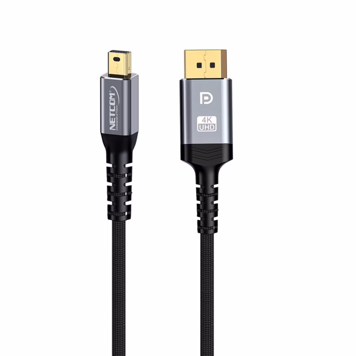 Cable Mini DisplayPort a DisplayPort KHz NETCOM PE DP La Conexión Definitiva para tu MacBook o Surface Cable premium bidireccional Mini DisplayPort a DisplayPort Netcom PE DP enmallado mostrando sus conectores de aleación de aluminio y contactos dorados un producto de HD Multimedia PERU SAC
