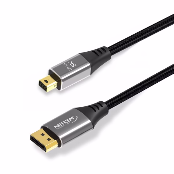 Cable Mini DisplayPort a DisplayPort 8K@60Hz 1.8MT NETCOM PE-DP0136: Desata la Máxima Calidad de tu MacBook o PC, Cable premium Mini DisplayPort a DisplayPort 1.4 Netcom PE-DP0136 enmallado, mostrando sus conectores de aluminio dorados, un producto para 8K y gaming de HD Multimedia PERU SAC.