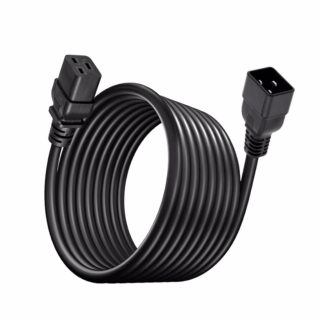Cable Poder UPS C a C AWG A  Cobre NETCOM PE PW La Conexión Esencial para tu Data Center Cable de extensión de poder de alta capacidad Netcom PE PW mostrando el conector macho C y el conector hembra C para servidores y UPS un producto profesional de HD Multimedia PERU SAC