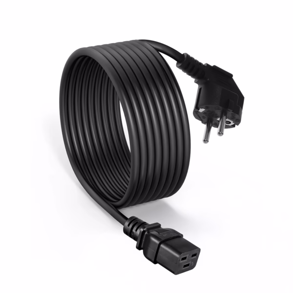 Cable de Poder Schuko a C19 14AWG 16A 1.8 Metros NETCOM PE-PW0087: Energía de Máxima Capacidad para tus Servidores, Cable de poder de alta capacidad Netcom PE-PW0087, mostrando el enchufe de pared Schuko y el conector rectangular C19 para servidores, un producto de grado profesional de HD Multimedia PERU SAC.