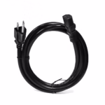Cable de Poder para PC 5-15P a C13 14AWG 16A 1.8 Metros NETCOM PE-PW0082: La Máxima Seguridad para tu Computadora, Cable de poder de alta resistencia Netcom PE-PW0082 de 1.8 metros y calibre 14AWG, mostrando el enchufe NEMA 5-15P y el conector C13 para computadora, un producto de HD Multimedia PERU SAC.