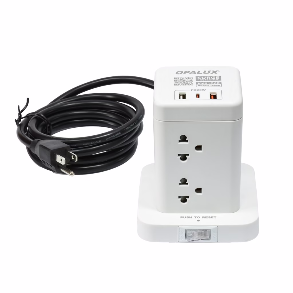 Torre Eléctrica de  Tomas y Carga Rápida USB C Opalux OP TW Organiza y Protege Todos tus Equipos Torre eléctrica vertical Opalux OP TW de color blanco mostrando sus  tomas de corriente universales y sus  puertos de carga USB A y C un producto de HD Multimedia PERU SAC