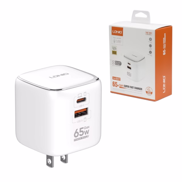 Super Cargador Viajero de 65W GaN con USB-C y USB-A PD+QC3 LDNIO Q2617, Super cargador de viaje universal LDNIO Q2617 de 65W y color blanco, mostrando su tecnología GaN compacta, sus puertos USB-C y USB-A, y sus enchufes internacionales intercambiables, producto de HD Multimedia PERU SAC.