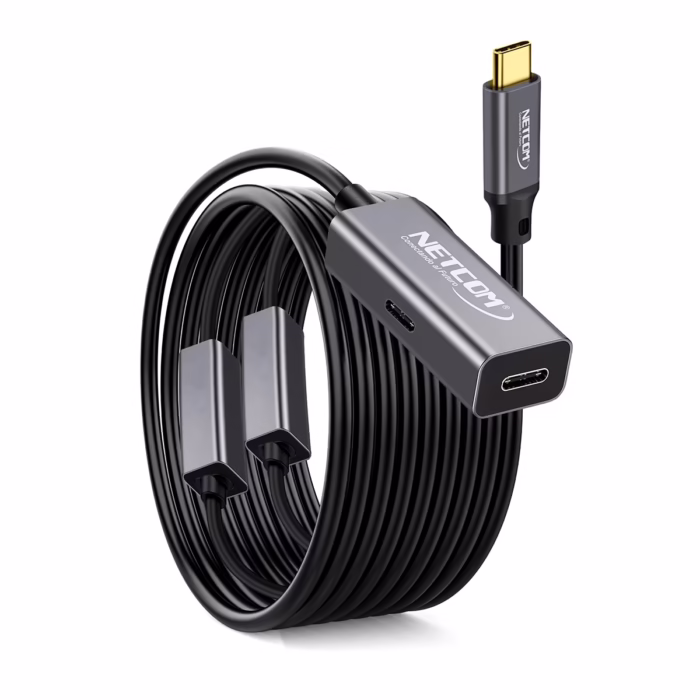 Cable Extensión USB C MT Activo USB C  Gen W Gbps KHz NETCOM PE EX Cable extensor USB C activo de  metros Netcom PE EX mostrando el conector de entrada USB C y el extremo hembra USB C con su puerto de alimentación un producto de HD Multimedia PERU SAC