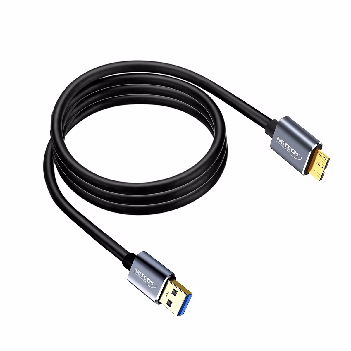 Cable USB a Micro-B de 1MT para Disco Externo (USB 3.0 a Micro-B USB 3.0 5Gbps) NETCOM PE-CA1002 Cable USB a Micro-B de 1MT para Disco Externo (USB 3.0 a Micro-B USB 3.0 5Gbps) NETCOM PE-CA1002, Cable premium USB 3.0 a Micro-B Netcom PE-CA1002 de 1 metro, mostrando el conector USB-A y el conector ancho Micro-B 3.0 para discos duros, un producto de HD Multimedia PERU SAC.