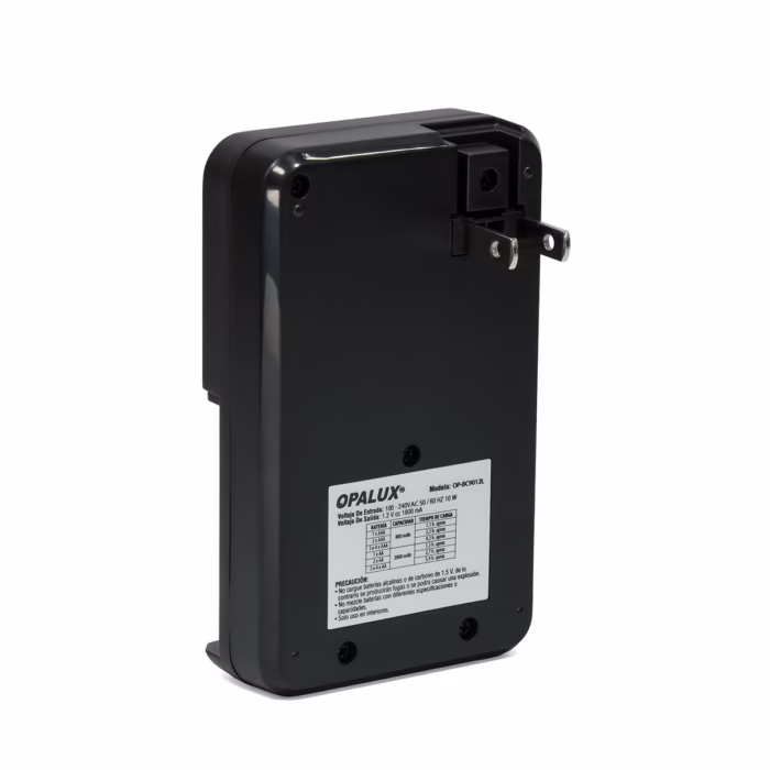 Cargador de Pilas Rápido con Pantalla LCD Opalux OP BCL AAAAA Cargador de pilas rápido Opalux OP BCL con pantalla LCD mostrando el estado de carga de las pilas AA un producto de HD Multimedia PERU SAC