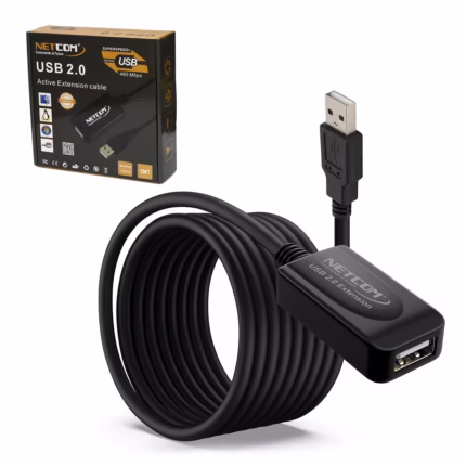 Extensión USB 5 Metros Activo USB 2.0 480Mbps NETCOM PE-UA0305: Lleva tu Conexión USB lejos sin Perder Señal, Cable extensor USB 2.0 activo de 5 metros Netcom PE-UA0305, mostrando el conector de entrada USB-A y el conector hembra USB-A con su booster integrado, un producto de HD Multimedia PERU SAC.