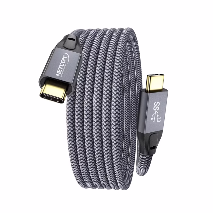 Cable USB C MT Genx Gbps KHz W NETCOM PE CA Cable USB C a USB C de  metros Netcom PE CA enmallado y con conectores de aluminio soporta Gbps W PD y K un producto de HD Multimedia PERU SAC