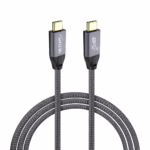 Cable USB-C 1.8MT Gen2x2 20Gbps 4K@60Hz 240W NETCOM PE-CA0302, Cable USB-C a USB-C de 1.8 metros Netcom PE-CA0302, enmallado y con conectores de aluminio, soporta 20Gbps, 240W PD y 4K, un producto de HD Multimedia PERU SAC.