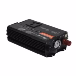 Inversor de Corriente 500W 12V a 220V para Auto con Pantalla LCD y 4 USB - High Full Max HFM-FL-B500, Inversor de corriente 500W High Full Max HFM-FL-B500 color negro con pantalla LCD y puertos USB, producto disponible en HD Multimedia PERU SAC.